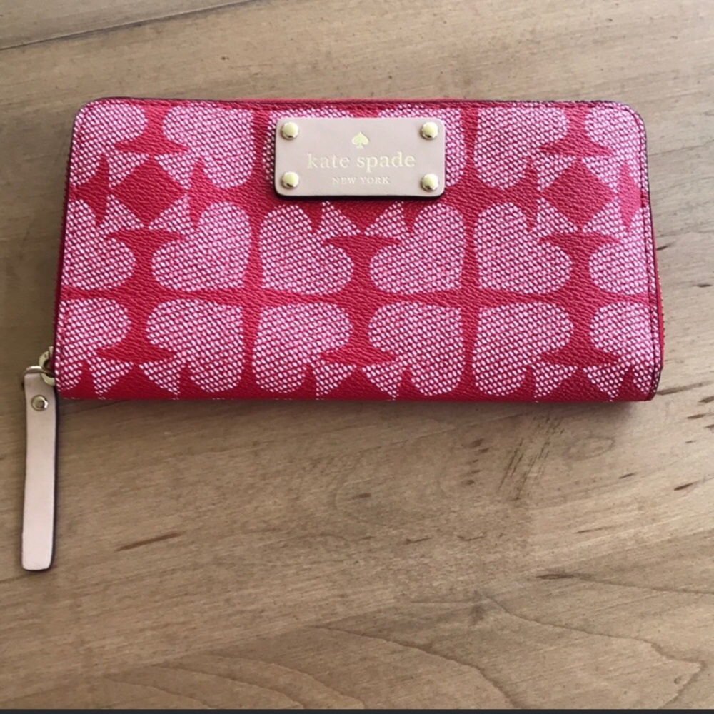 Kate Spade wallet ♠️